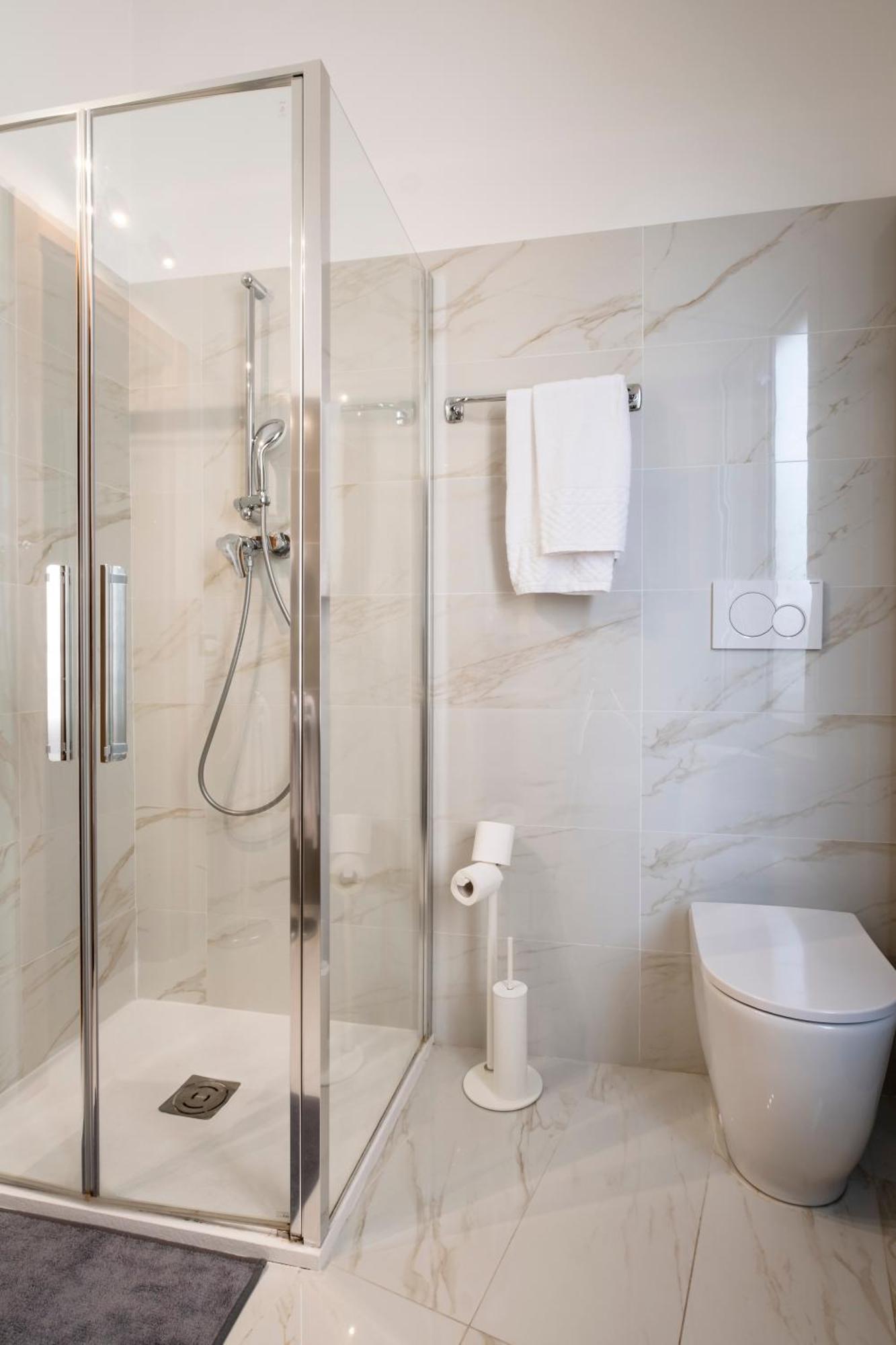 Accademia Hotel